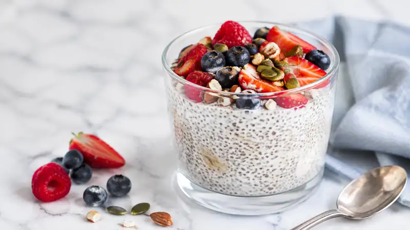 berry chia breakfast cup